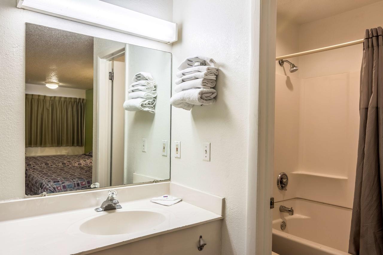 Motel 6 Chattanooga East מראה חיצוני תמונה