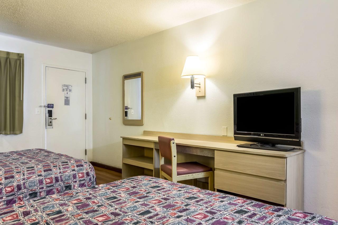 Motel 6 Chattanooga East מראה חיצוני תמונה