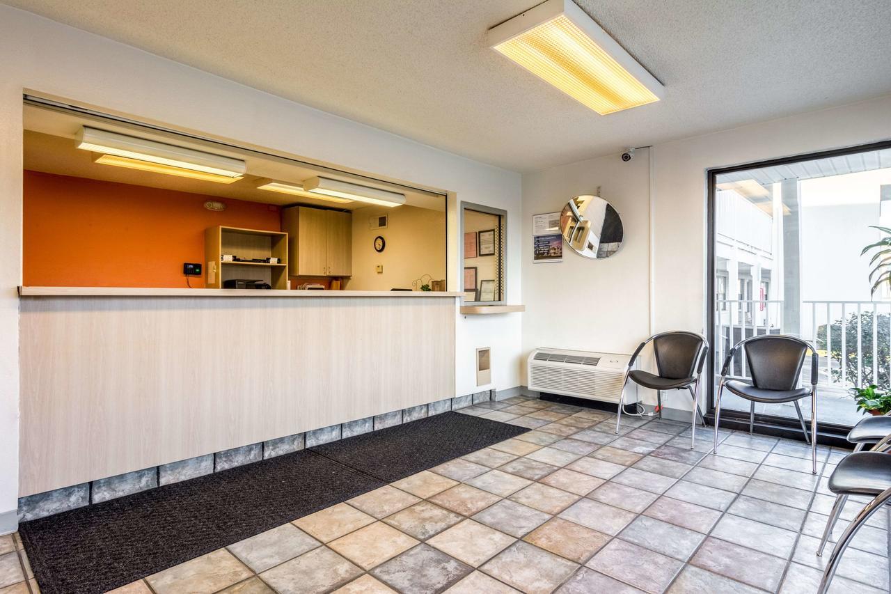 Motel 6 Chattanooga East מראה חיצוני תמונה