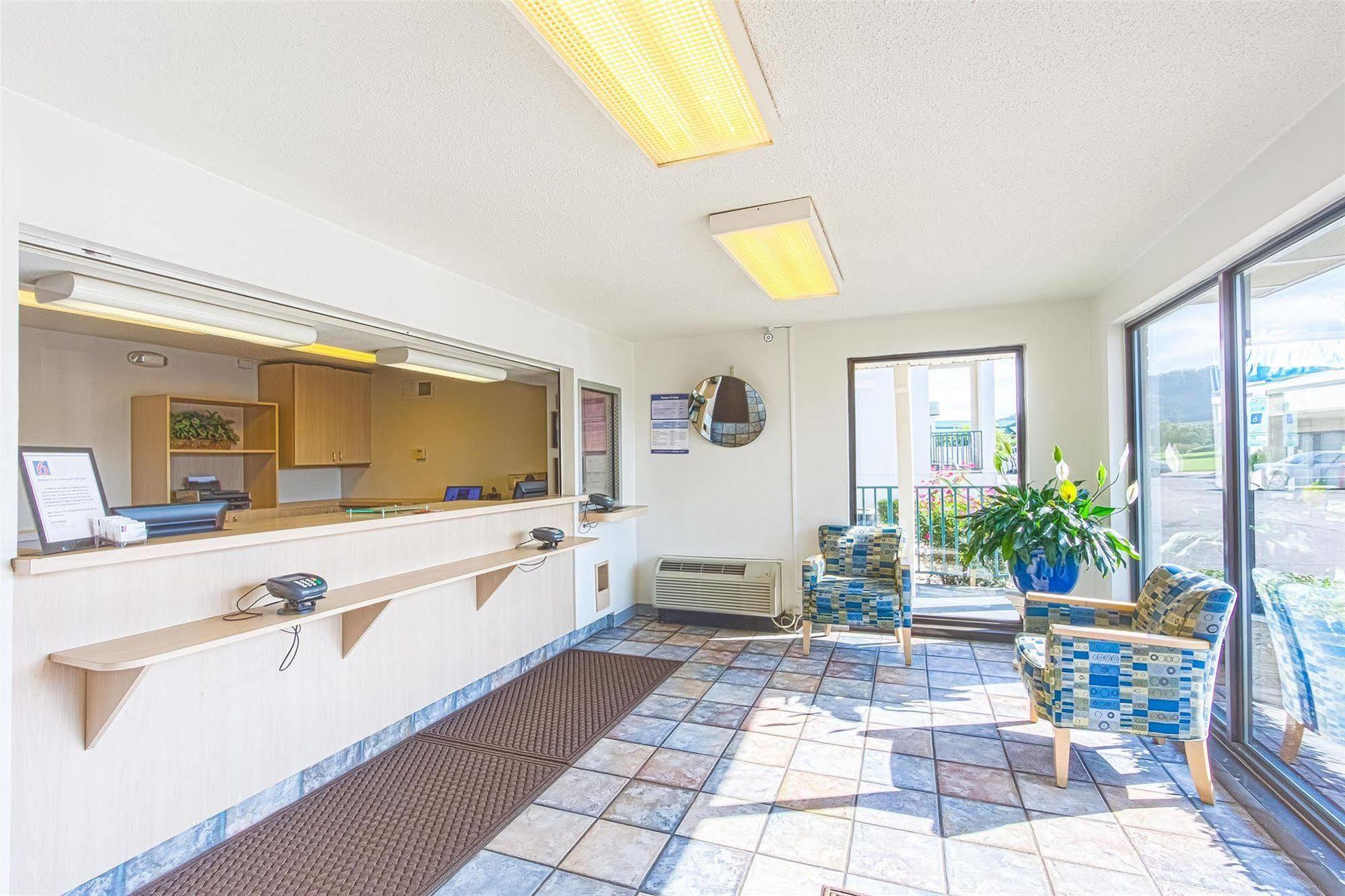 Motel 6 Chattanooga East מראה חיצוני תמונה