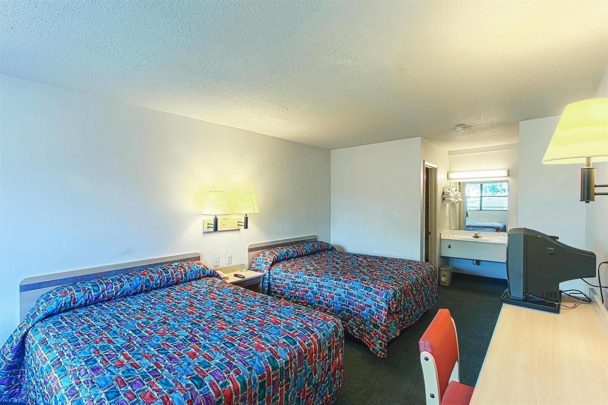 Motel 6 Chattanooga East מראה חיצוני תמונה