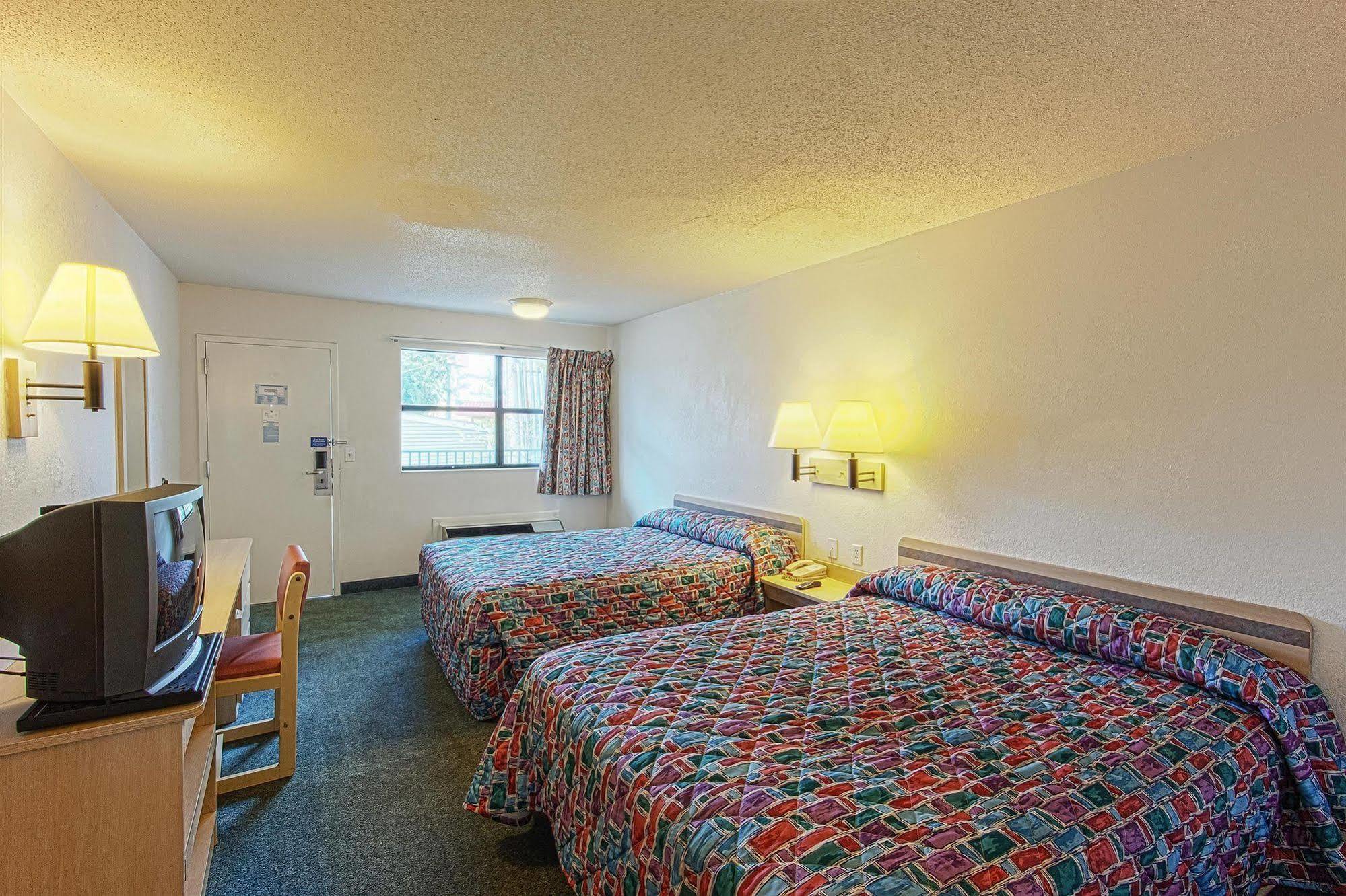 Motel 6 Chattanooga East מראה חיצוני תמונה