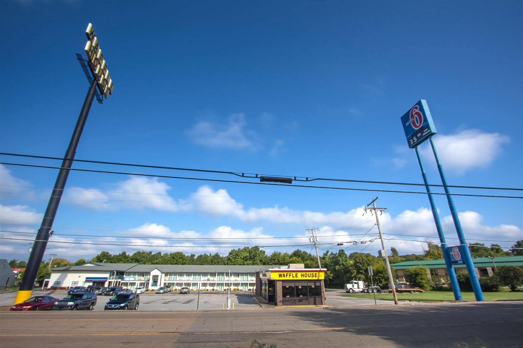 Motel 6 Chattanooga East מראה חיצוני תמונה